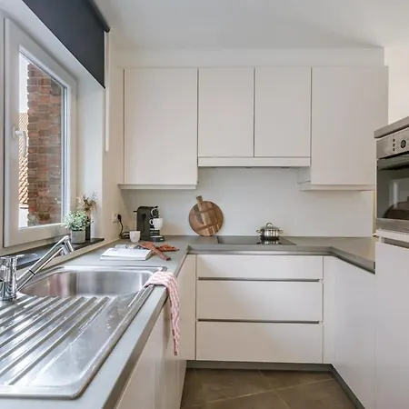 Pleasant Near The Center Of Apartamento *