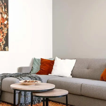 Apartman Pleasant Near The Center Of *