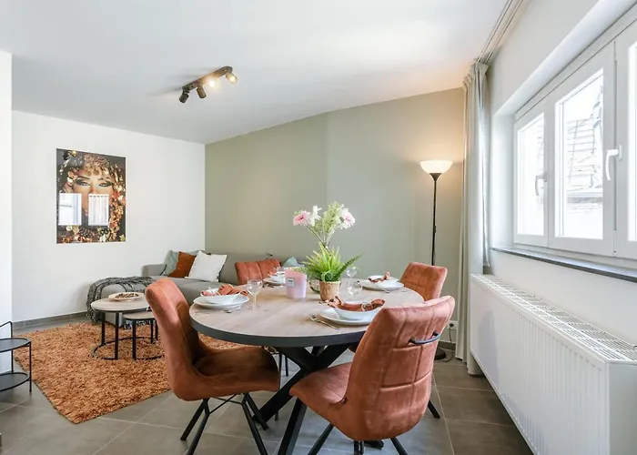 Pleasant Near The Center Of Apartamento *